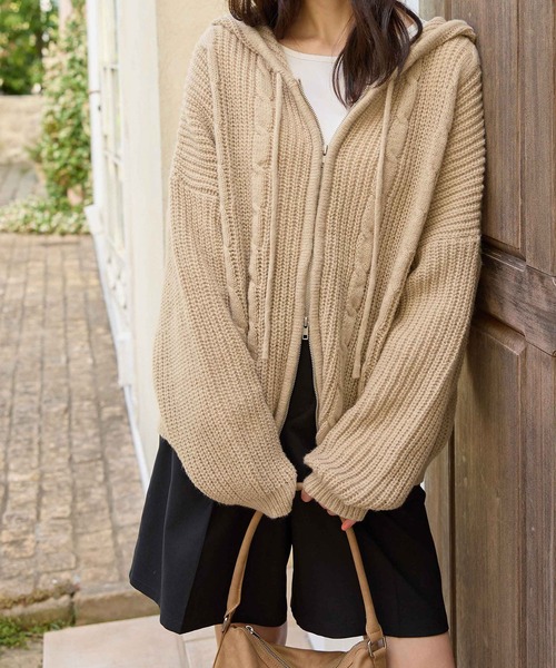 CHAN ME（チャンミ）の「ツイストニットパーカー（パーカー・レディース・カーキ/チャコールグレー/ベージュ・LARGE/MEDIUM/SMALL）」の13枚目の写真