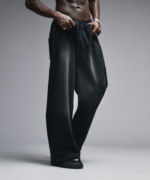 ANDER HUNK(アンダーハンク)の「Studs Design Sweat Pants / スタッズデザインスウェットパンツ(スウェットパンツ・メンズ・ブラック系/バーガンディー/ブラック・LARGE/MEDIUM/SMALL)」の6枚目の写真