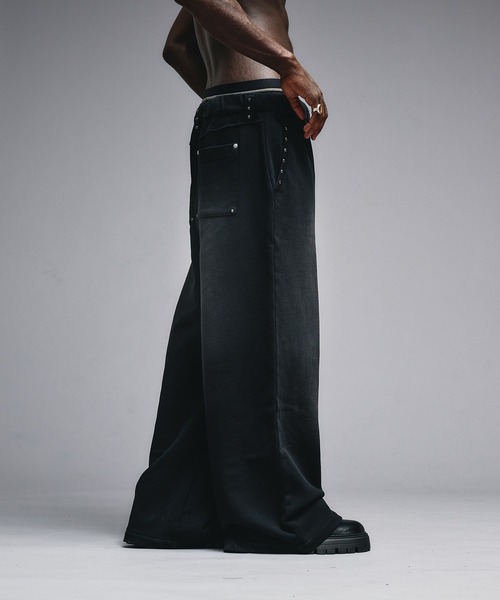 ANDER HUNK(アンダーハンク)の「Studs Design Sweat Pants / スタッズデザインスウェットパンツ(スウェットパンツ・メンズ・ブラック系/バーガンディー/ブラック・LARGE/MEDIUM/SMALL)」の7枚目の写真