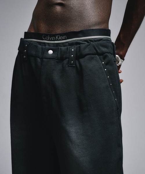 ANDER HUNK(アンダーハンク)の「Studs Design Sweat Pants / スタッズデザインスウェットパンツ(スウェットパンツ・メンズ・ブラック系/バーガンディー/ブラック・LARGE/MEDIUM/SMALL)」の10枚目の写真