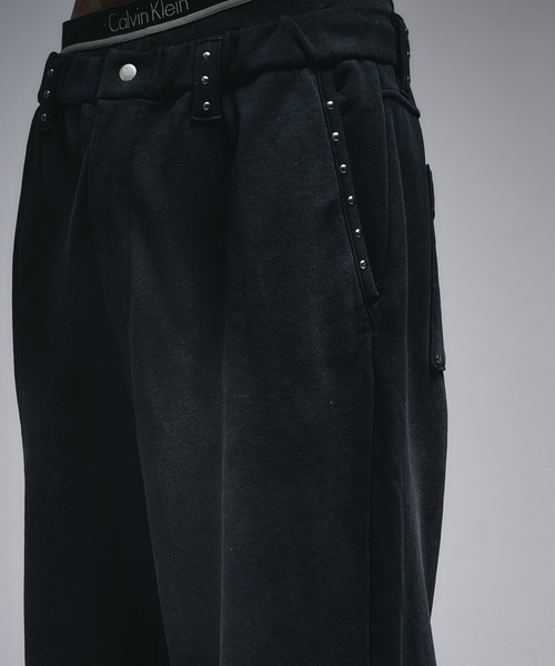 ANDER HUNK(アンダーハンク)の「Studs Design Sweat Pants / スタッズデザインスウェットパンツ(スウェットパンツ・メンズ・ブラック系/バーガンディー/ブラック・LARGE/MEDIUM/SMALL)」の11枚目の写真