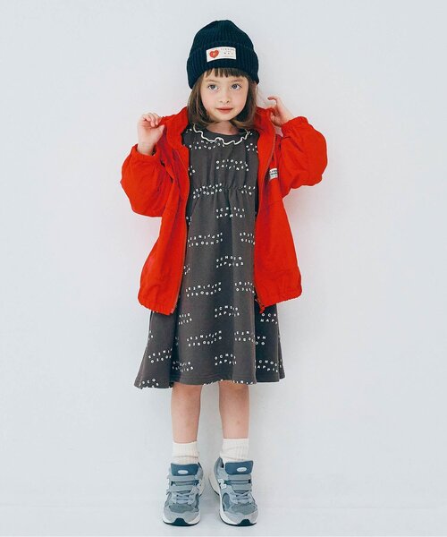 p.premier（ピードットプルミエ）の「【ジュニア対応】フードがしまえるマウンテンジャケット（ナイロンジャケット・キッズ・グリーン/レッド/キャメル/アイボリー/ブラック・80/90/100/120/130/110/140）」の21枚目の写真