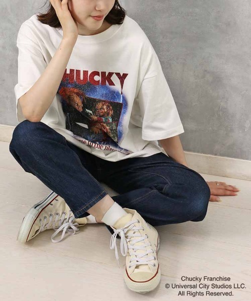 Bleu Bleuet（ブルーブルーエ）の「CHUCKYポスター風Tシャツ（Tシャツ/カットソー・レディース・ブラック/ホワイト・MEDIUM）」の4枚目の写真