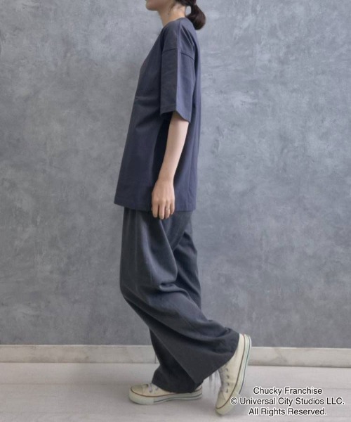 Bleu Bleuet（ブルーブルーエ）の「CHUCKYポスター風Tシャツ（Tシャツ/カットソー・レディース・ブラック/ホワイト・MEDIUM）」の20枚目の写真