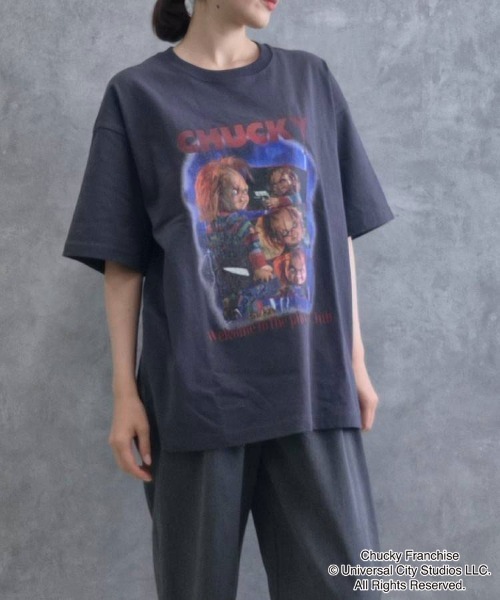Bleu Bleuet（ブルーブルーエ）の「CHUCKYポスター風Tシャツ（Tシャツ/カットソー・レディース・ブラック/ホワイト・MEDIUM）」の17枚目の写真