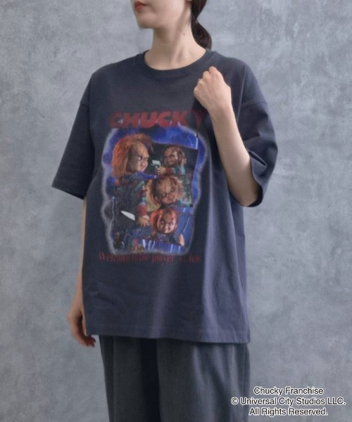 Bleu Bleuet（ブルーブルーエ）の「CHUCKYポスター風Tシャツ（Tシャツ/カットソー・レディース・ブラック/ホワイト・MEDIUM）」の18枚目の写真