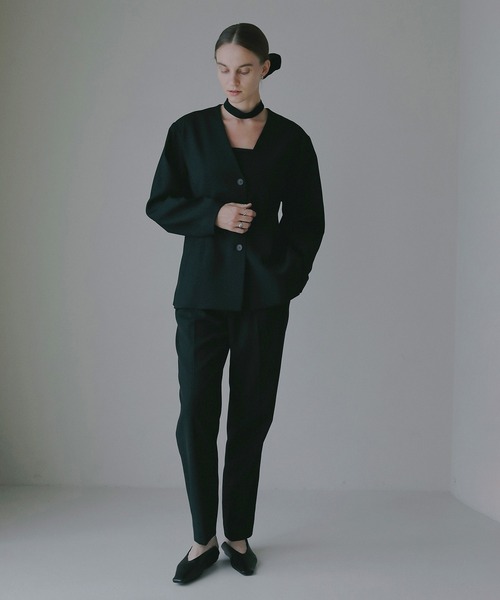 MANOF（マノフ）の「HIGH WAIST TAPERED PANTS（その他パンツ・レディース・ベージュ/ブラック・S/M）」の4枚目の写真