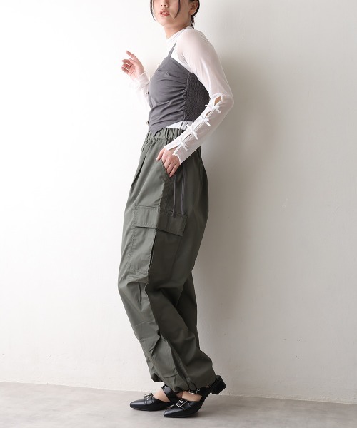 DEMETER(デメテル)の「【新色追加】ポインテッドトゥ バックルベルト ストラップパンプス(パンプス・レディース・ブラック/シルバー/ワインレッド/ホワイト/レオパード/カモフラージュ・LL/L/M/S)」の16枚目の写真