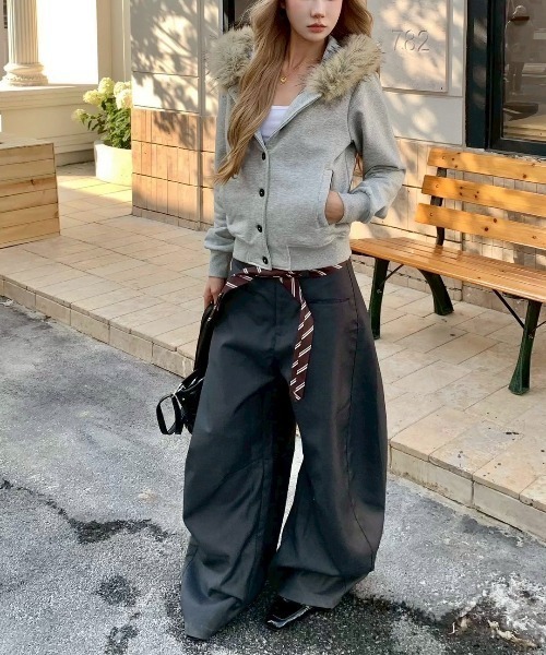almo(アルモ)の「【LAMPOON】ネクタイベルトワイドスラックス(スラックス・レディース・チャコールグレー・SMALL/MEDIUM/LARGE)」の4枚目の写真