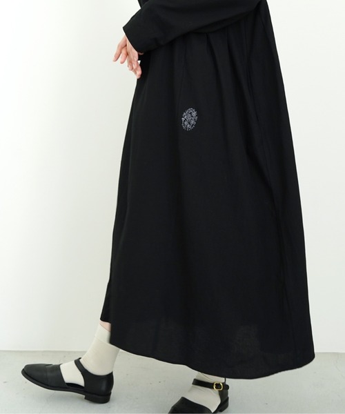 オオカミとフクロウ（オオカミとフクロウ）の「オオカミと静かな夜の余白と“ワンピース”（ワンピース・レディース・ブラック/ベージュ・FREE）」の14枚目の写真