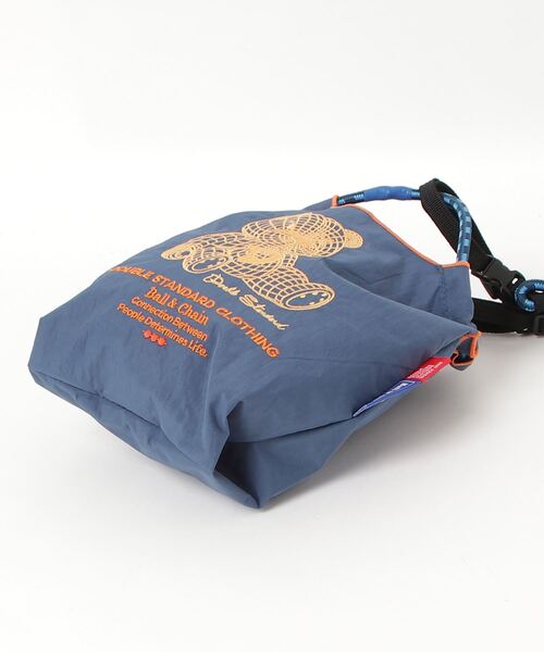 DOUBLE STANDARD CLOTHING（ダブルスタンダードクロージング）の「Ball&Chain / ベアショルダーバッグ（ショルダーバッグ・レディース・サックスブルー/チャコールグレー・FREE）」の6枚目の写真