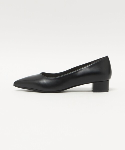 SY UNITED ARROWS(シーユナイテッドアローズ)の「<SY> ポインテッドプレーン SM パンプス30↑(パンプス・レディース・シルバー/ブラック・23cm/25cm/22.5cm/23.5cm/24.5cm/24cm/22cm)」の2枚目の写真