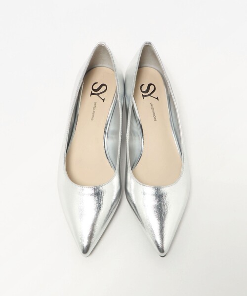 SY UNITED ARROWS(シーユナイテッドアローズ)の「<SY> ポインテッドプレーン SM パンプス30↑(パンプス・レディース・シルバー/ブラック・23cm/25cm/22.5cm/23.5cm/24.5cm/24cm/22cm)」の4枚目の写真