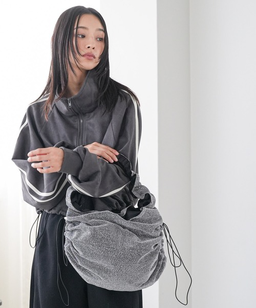 mili an deni（ミリアンデニ）の「メタリックショルダーバッグ（ショルダーバッグ・レディース・ブラック/シルバー・F）」の9枚目の写真