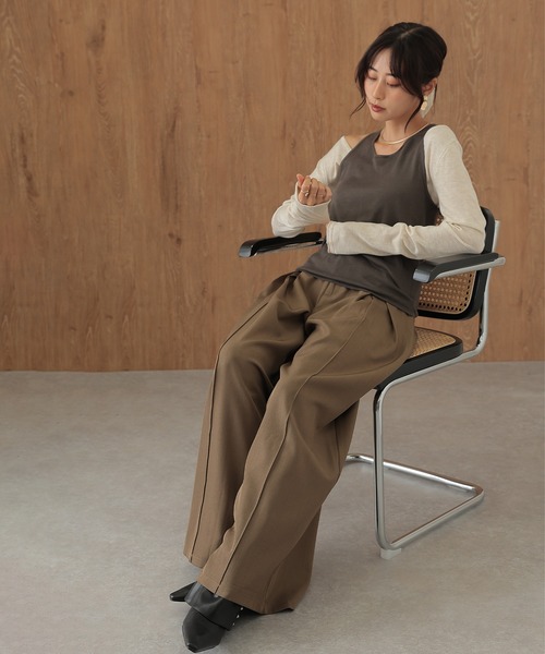 SUWDEE(スーディー)の「back twist layered tops(Tシャツ/カットソー・レディース・アイボリー/グレー・FREE)」の3枚目の写真