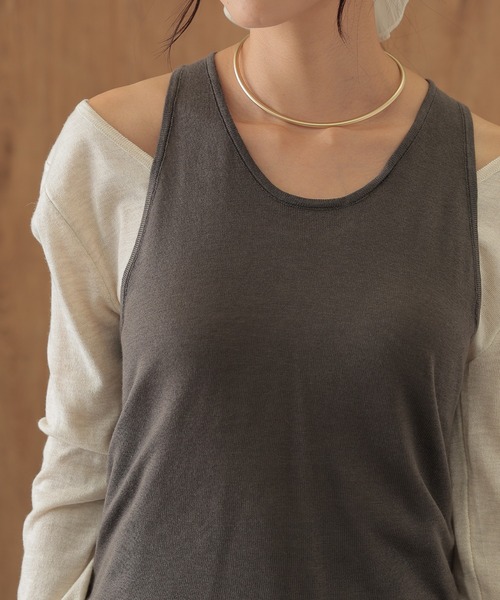 SUWDEE(スーディー)の「back twist layered tops(Tシャツ/カットソー・レディース・アイボリー/グレー・FREE)」の11枚目の写真