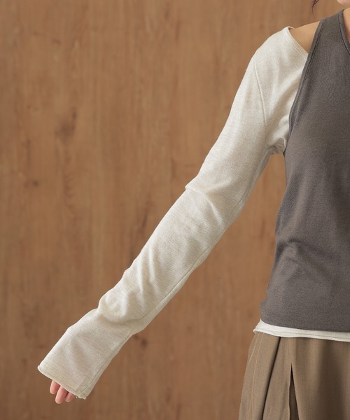 SUWDEE(スーディー)の「back twist layered tops(Tシャツ/カットソー・レディース・アイボリー/グレー・FREE)」の13枚目の写真