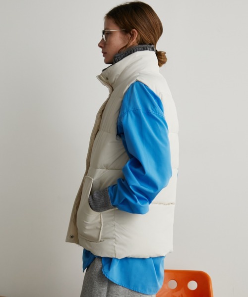 Auntie Rosa Holiday（アンティローザホリデー）の「中綿スタンドベスト（ダウンベスト・レディース・ブラック/ホワイト・FREE）」の14枚目の写真