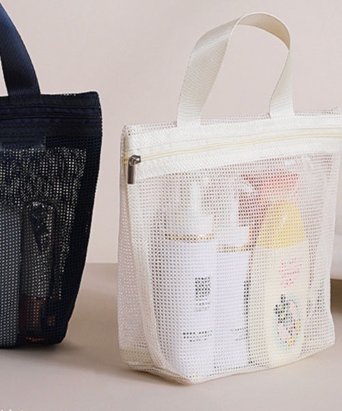 Pochi Pouch(ポチポーチ)の「Pochi Pouch/トラベル シースルー メッシュ ジップ スパバッグ(エコバッグ/サブバッグ・レディース・ピンク/ネイビー/オフホワイト・FREE)」の4枚目の写真