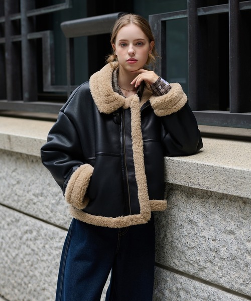 hazyl（ヘイジル）の「belt design fake mouton jacket / ベルトデザインフェイクムートンジャケット（ブルゾン・レディース・ブラウン系その他/ブラック/キャメル・フリー）」の10枚目の写真