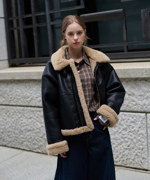 hazyl（ヘイジル）の「belt design fake mouton jacket / ベルトデザインフェイクムートンジャケット（ブルゾン・レディース・ブラウン系その他/ブラック/キャメル・フリー）」の11枚目の写真