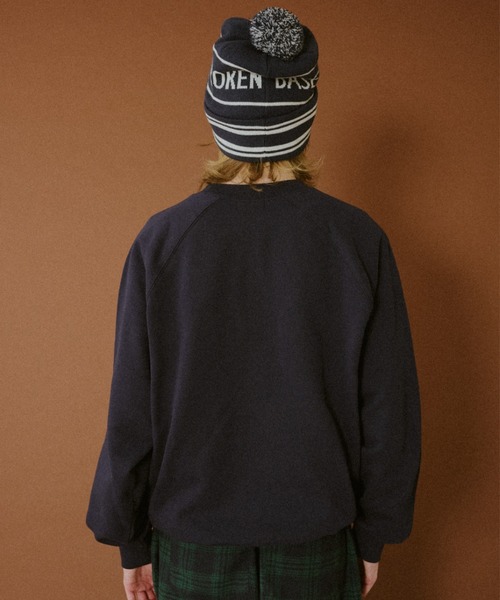 BROKEN BASE(ブロークンベース)の「Crewneck College Sweat / クルーネックカレッジスウェット(スウェット・メンズ・ネイビー/グレー・SMALL/MEDIUM/LARGE)」の11枚目の写真