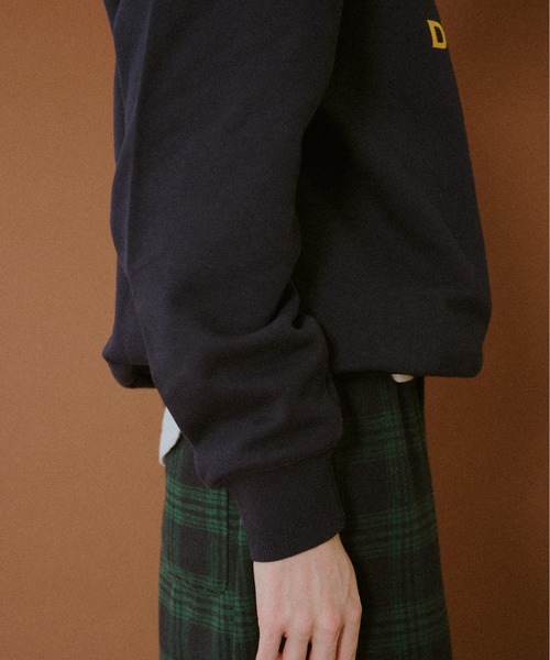 BROKEN BASE(ブロークンベース)の「Crewneck College Sweat / クルーネックカレッジスウェット(スウェット・メンズ・ネイビー/グレー・SMALL/MEDIUM/LARGE)」の13枚目の写真