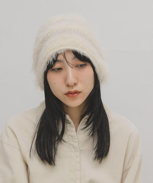 KBF（ケイビーエフ）の「ラインデザインシャギーニットビーニー（ニットキャップ/ビーニー・レディース・チャコールグレー/ブラウン/アイボリー・ONE）」の4枚目の写真