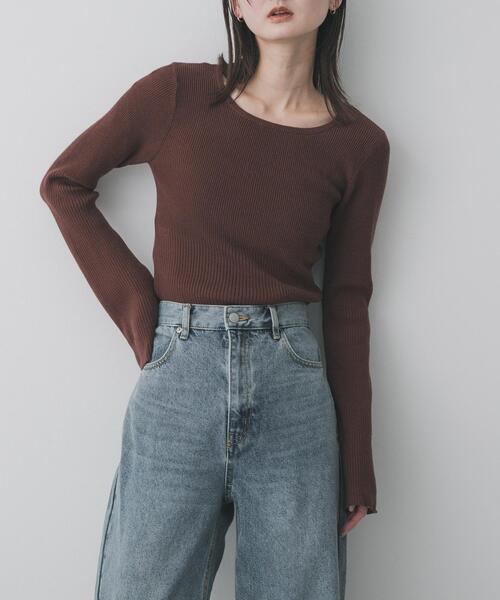 SENSE OF PLACE by URBAN RESEARCH（センスオブプレイスバイアーバンリサーチ）の「『WEB限定』2WAYストレッチラウンドネックセーター（ニット/セーター・レディース・チャコールグレー/ブラウン/レッド/ネイビー/ベージュ・ONE）」の2枚目の写真