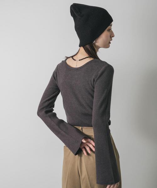SENSE OF PLACE by URBAN RESEARCH（センスオブプレイスバイアーバンリサーチ）の「『WEB限定』2WAYストレッチラウンドネックセーター（ニット/セーター・レディース・チャコールグレー/ブラウン/レッド/ネイビー/ベージュ・ONE）」の8枚目の写真