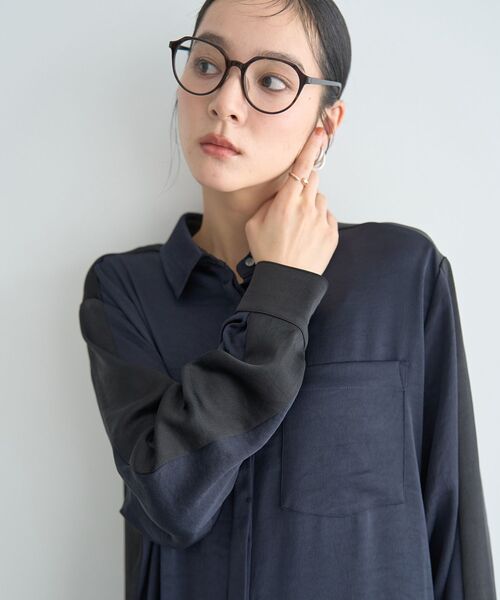 Editt by YECCA VECCA（エディットバイイェッカヴェッカ）の「ヴィンテージサテンシャツワンピース（シャツワンピース・レディース・ネイビー/ライトベージュ/カーキ・FREE）」の11枚目の写真