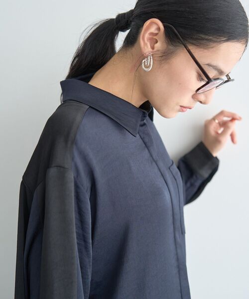 Editt by YECCA VECCA（エディットバイイェッカヴェッカ）の「ヴィンテージサテンシャツワンピース（シャツワンピース・レディース・ネイビー/ライトベージュ/カーキ・FREE）」の12枚目の写真