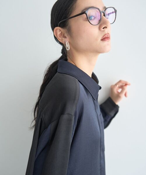 Editt by YECCA VECCA（エディットバイイェッカヴェッカ）の「ヴィンテージサテンシャツワンピース（シャツワンピース・レディース・ネイビー/ライトベージュ/カーキ・FREE）」の13枚目の写真