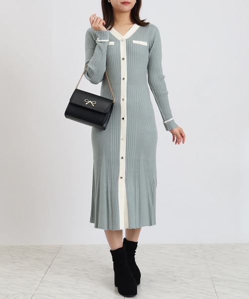 【エースアンドレア】美品♡ニットワンピース モックネック ロゴ 168S カーキ 田中亜希子さんコラボ ]前後2Wayニットワンピース [E3031