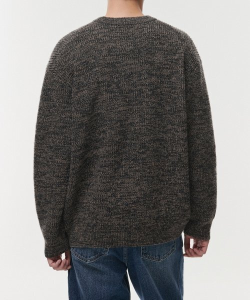 MUSINSA STANDARD（ムシンサスタンダード）の「ミックスドヤンクルーネックニット[ブラック]（ニット/セーター・メンズ・その他・SMALL/MEDIUM/LARGE/X-LARGE/XX-LARGE）」の2枚目の写真