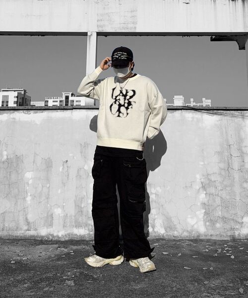 UNDEROFF(アンダーオフ)の「アンダースモークジャカードニットブラック(ニット/セーター・メンズ・ブラック・MEDIUM/LARGE/X-LARGE)」の6枚目の写真