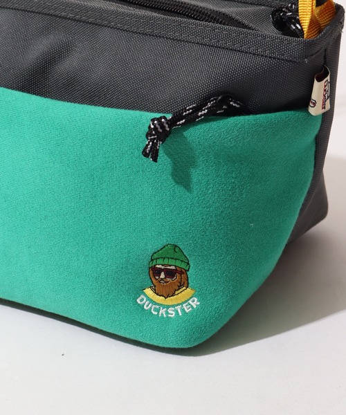 Duckster(ダックスター)の「【DUCKSTER/ダックスター】キャラクター刺繍 舟形ミニショルダー(ショルダーバッグ・メンズ・チャコール/ネイビー/ブラック/グレー・FREE)」の5枚目の写真