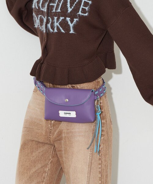 GRAIN（グレイン）の「【GRAIN/グレイン】フラップポーチベルトバッグ（ベルト・レディース・ブラック/ブラウン/パープル・FREE）」の9枚目の写真