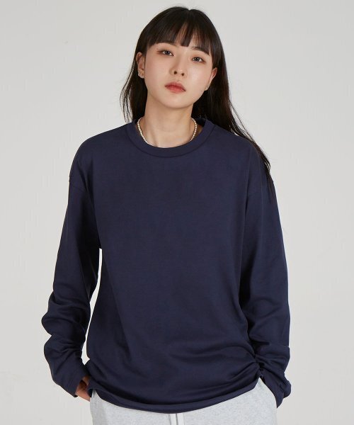 ASTRAL PROJECTION(アストラルプロジェクション)の「ベーシックラウンドネック13番手綿ロングスリーブTシャツ_ネイビー(Tシャツ/カットソー・レディース・その他・MEDIUM/X-LARGE/XX-LARGE/LARGE)」の1枚目の写真