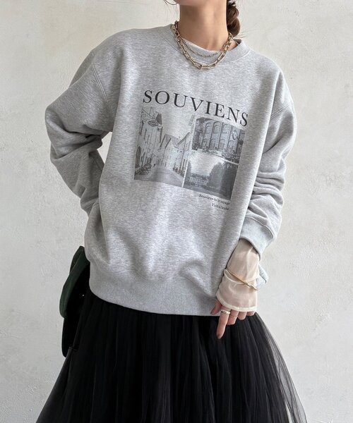 DouDou(ドゥドゥ)の「【WEB限定】バックジップフォト裏ボアトップス(Tシャツ/カットソー・レディース・グレー/ベージュ/ダークグレー・FREE)」の10枚目の写真