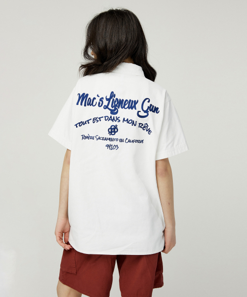 MAGOODGAN（メックウッドガン）の「レイバー2905レッドチェーン刺繍オーバーフィットホワイト半袖シャツ（シャツ/ブラウス・レディース・その他・LARGE/MEDIUM/SMALL）」の5枚目の写真