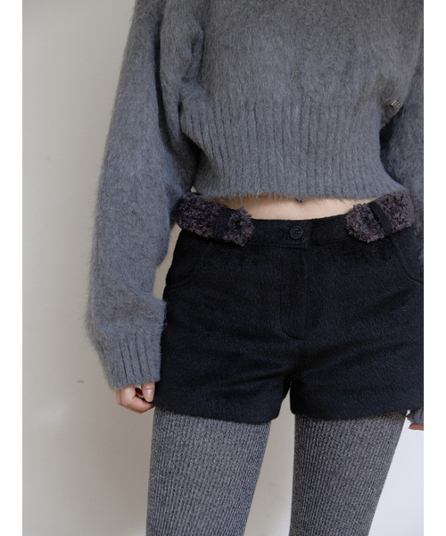 ASURA（アスラ）の「FUR BELT MICRO PANTS (BLACK)（その他パンツ・レディース・その他・SMALL/MEDIUM）」の5枚目の写真
