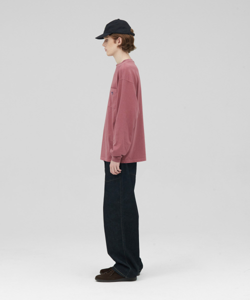 STENDS（ステンズ）の「[M~4XL] ピグメントロングスリーブポケットTシャツ_レッド（Tシャツ/カットソー・メンズ・その他・XX-LARGE/XXX-LARGE/MEDIUM/X-LARGE/XXXX-LARGE/LARGE）」の7枚目の写真