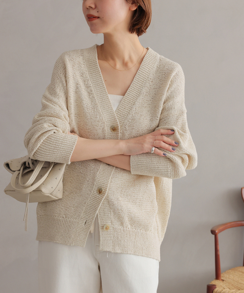 JOURNAL STANDARD relume（ジャーナルスタンダード　レリューム）の「［26SS新作］テープヤーンニュアンスVカーディガン（カーディガン/ボレロ・レディース・ピンク/ブラック/アイボリー/グレー・FREE）」の2枚目の写真