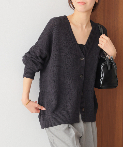 JOURNAL STANDARD relume（ジャーナルスタンダード　レリューム）の「［26SS新作］テープヤーンニュアンスVカーディガン（カーディガン/ボレロ・レディース・ピンク/ブラック/アイボリー/グレー・FREE）」の3枚目の写真