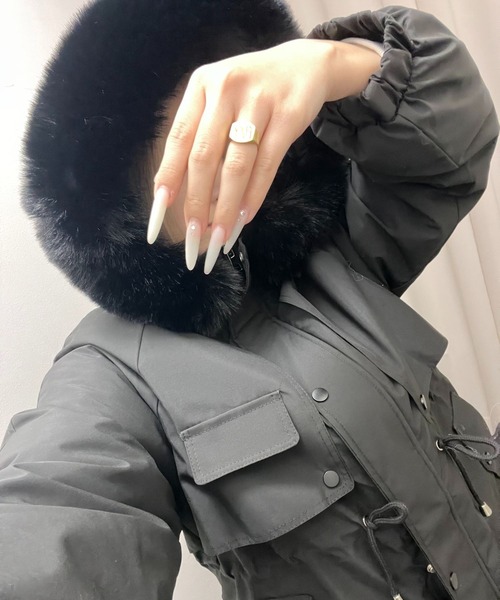 Nu(ニュー)の「【Nu】ファーフードジャケット(ブルゾン・レディース・アイボリー/ブラック・MEDIUM)」の3枚目の写真