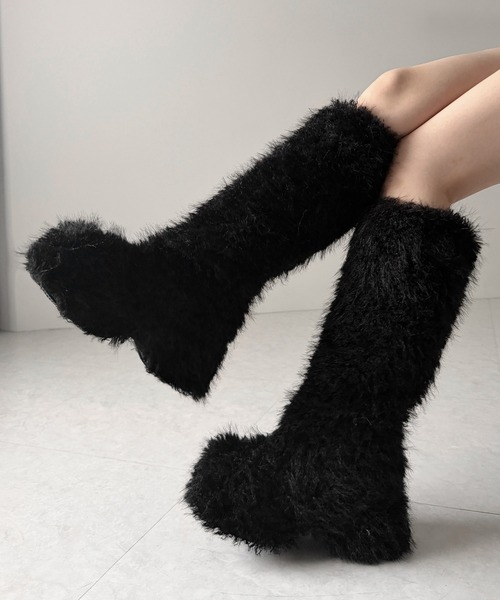me+em select(ミームセレクト)の「※※【 2color 】厚底フェイクシャギーファーロングブーツ / platform fake shaggy fur long boots(ブーツ・レディース・アイボリー/ブラック・39/38/37)」の2枚目の写真