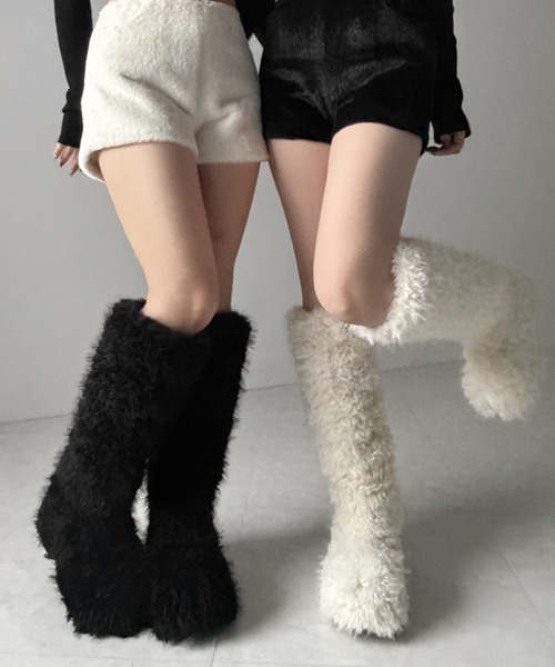 me+em select(ミームセレクト)の「※※【 2color 】厚底フェイクシャギーファーロングブーツ / platform fake shaggy fur long boots(ブーツ・レディース・アイボリー/ブラック・39/38/37)」の22枚目の写真