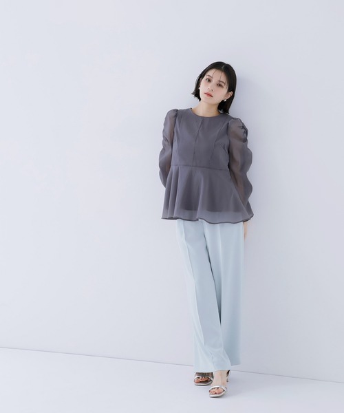 NATURAL BEAUTY BASIC(ナチュラルビューティーベーシック)の「◇シアーペプラムブラウス(シャツ/ブラウス・レディース・ラベンダー/チャコールグレー/オフホワイト/ブルー・SMALL/MEDIUM)」の11枚目の写真