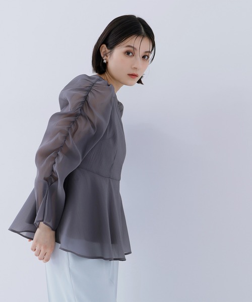 NATURAL BEAUTY BASIC(ナチュラルビューティーベーシック)の「◇シアーペプラムブラウス(シャツ/ブラウス・レディース・ラベンダー/チャコールグレー/オフホワイト/ブルー・SMALL/MEDIUM)」の13枚目の写真